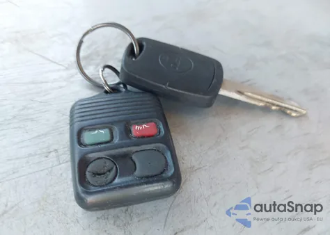 2001 Ford Explorer Xlt из США, поврежденный, VIN 1FMZU83P11ZA61062